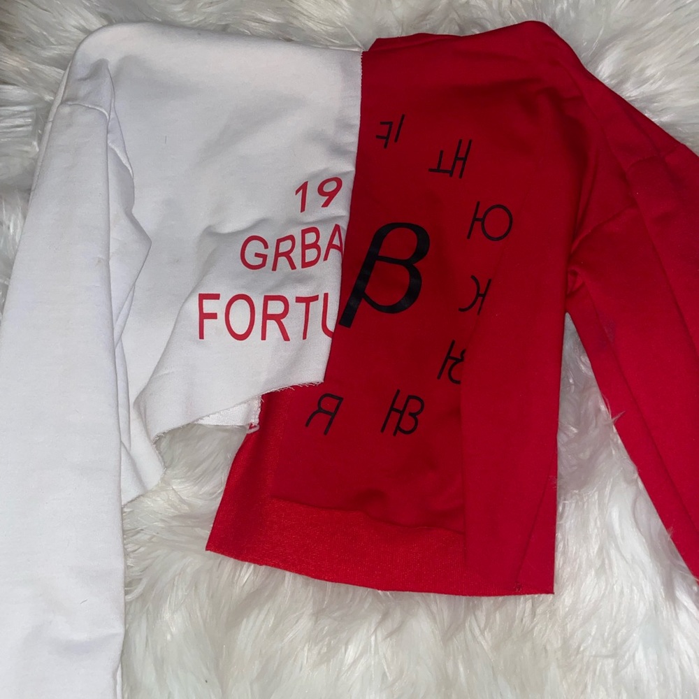 Cute cropped hoodie